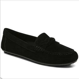 NIB Vionic Montara Suede Loafer Moccasin Flat